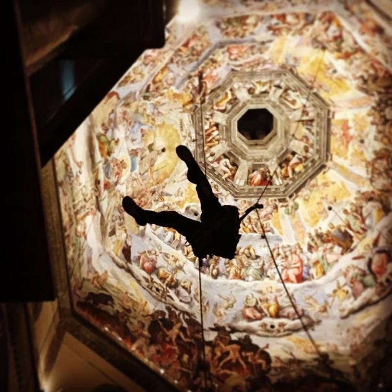 Images Acrobatic System