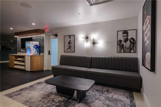 Images Hotel Bourre Bonne Louisville, Curio Collection by Hilton