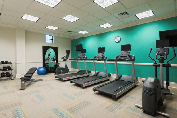 Images Holiday Inn Express & Suites Ft. Lauderdale-Plantation by IHG