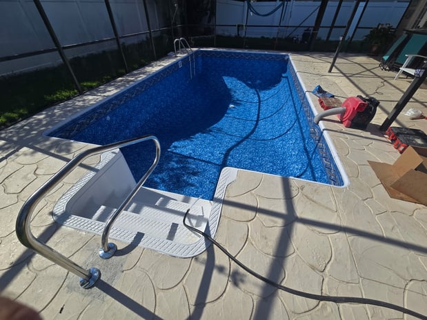 Images Paradise Palm Pools Inc