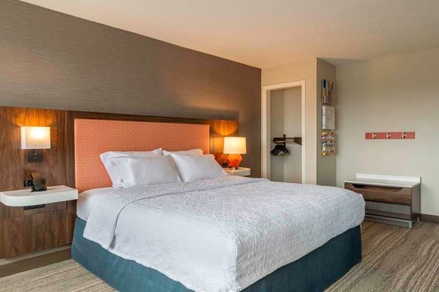 Images Hampton Inn Manchester Downtown