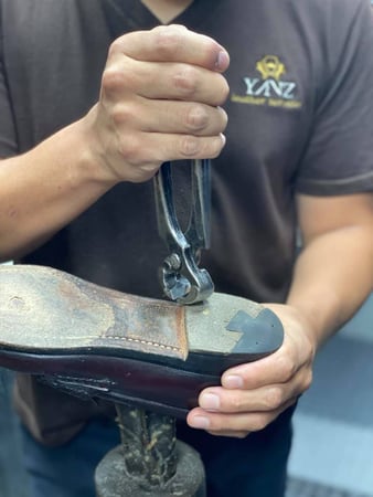 Images Yanz Leather Services