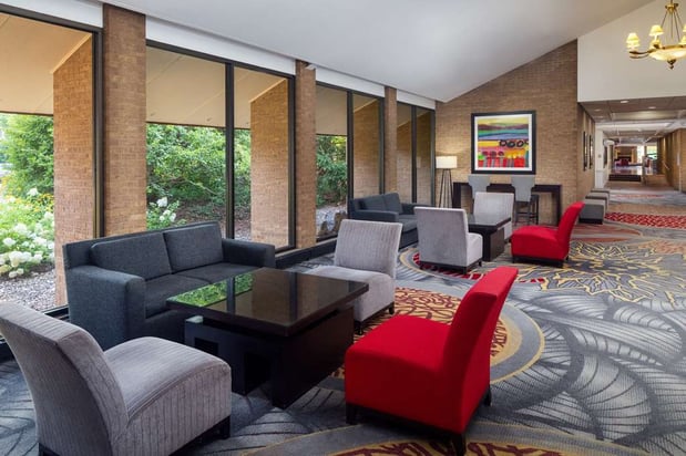 Images Hilton Chicago/Northbrook