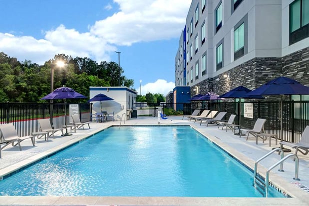 Images Hampton Inn & Suites Houston East Beltway 8
