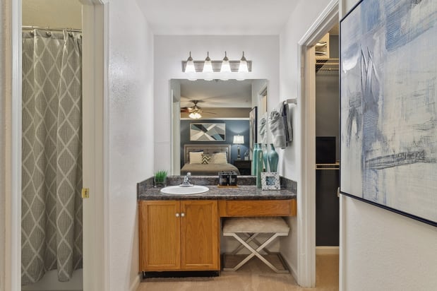 Images Berkshires at Vinings Apartments