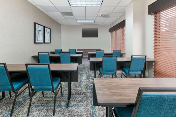 Images Hampton Inn & Suites Legacy Park-Frisco
