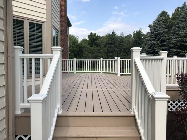 Images Platinum Decking Libertyville