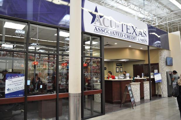 Images Associated Credit Union of Texas - Pearland H-E-B