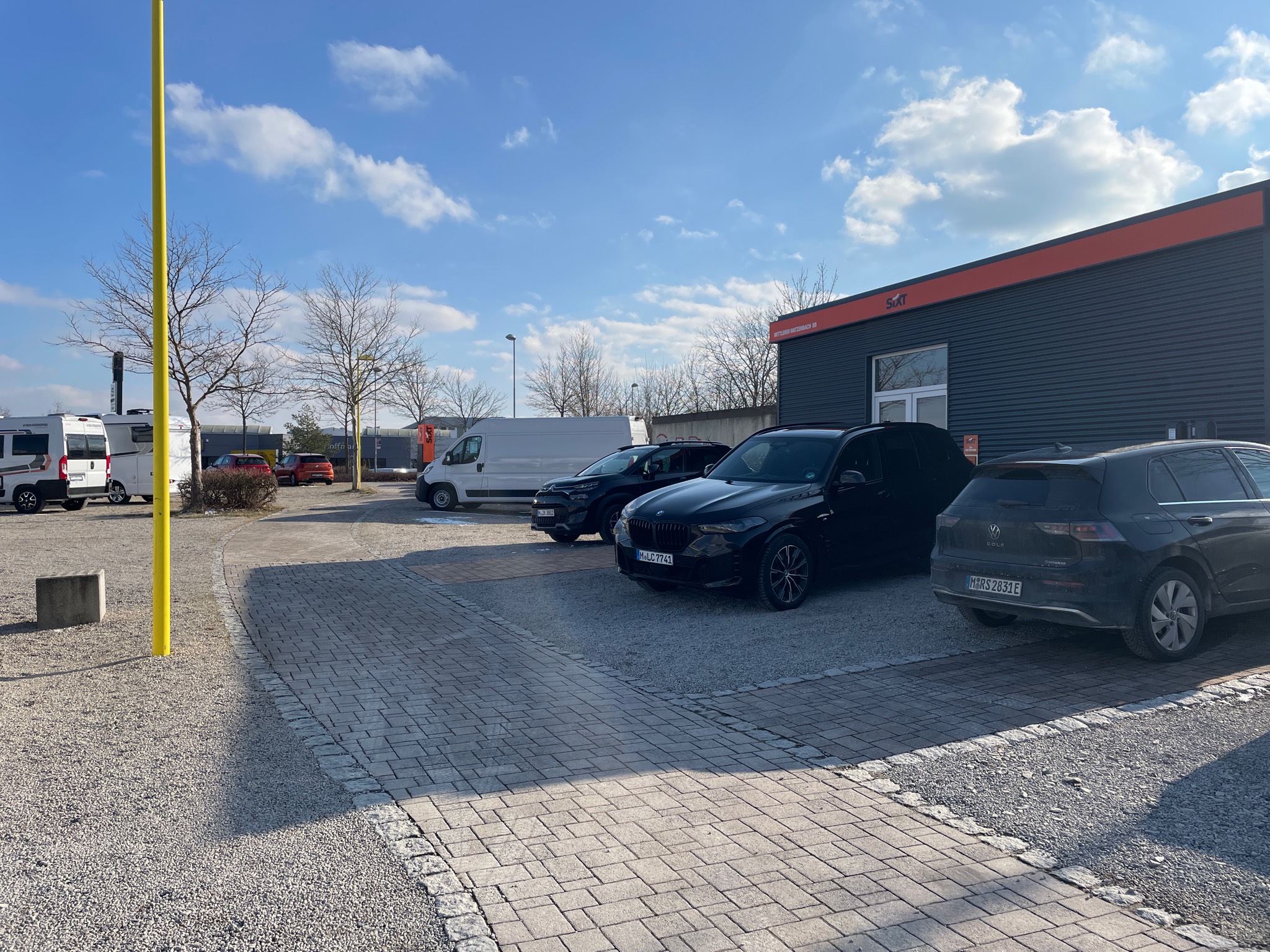 SIXT Autovermietung Saalfeld, Mittlerer Watzenbach 8 b in Saalfeld/Saale