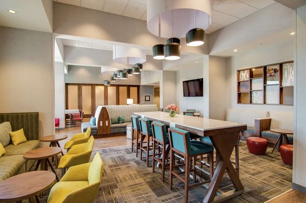 Images Hampton Inn & Suites Nashville North Skyline