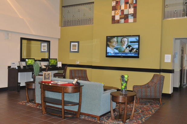 Images Holiday Inn Express & Suites Sarasota East - I-75 by IHG