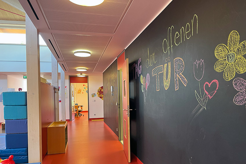 Bilder Infectopharm-Kinderkrippe - pme Familienservice
