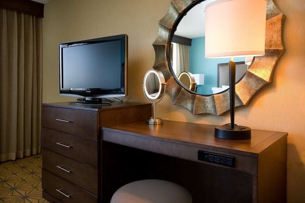 Images Embassy Suites by Hilton Kansas City International Airport