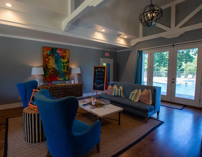 The Lakes Apartments Image