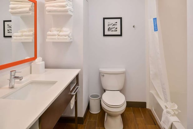 Images Hampton Inn Statesville