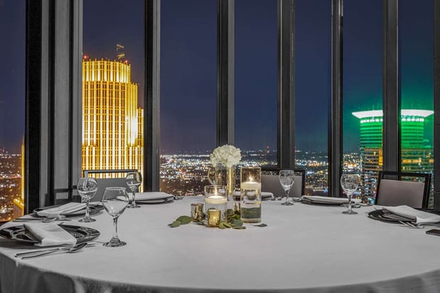 Images The Marquette Hotel, Curio Collection by Hilton