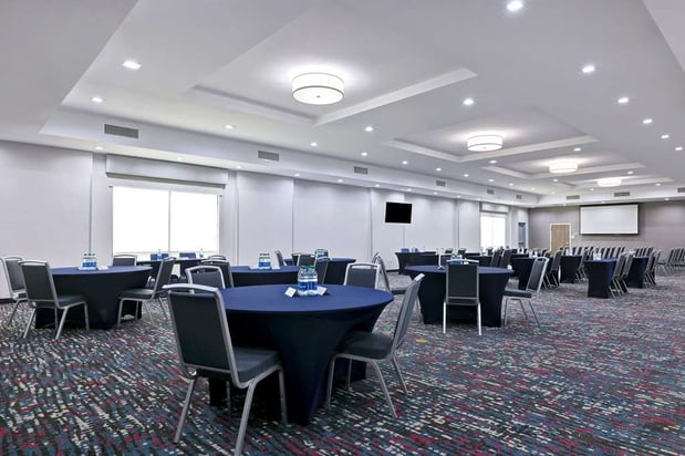 Images Hampton Inn & Suites Houston East Beltway 8