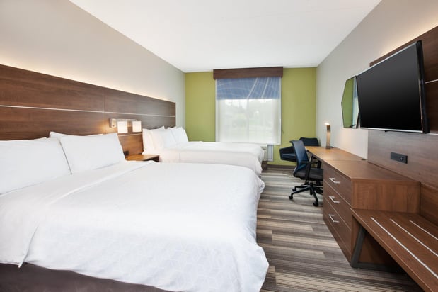 Images Holiday Inn Express & Suites Warrenton by IHG