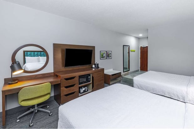 Images Hampton Inn & Suites Tulsa-Woodland Hills 71st-Memorial