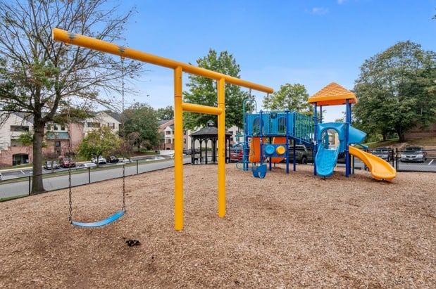 Images Silver Spring Station Apartment Homes