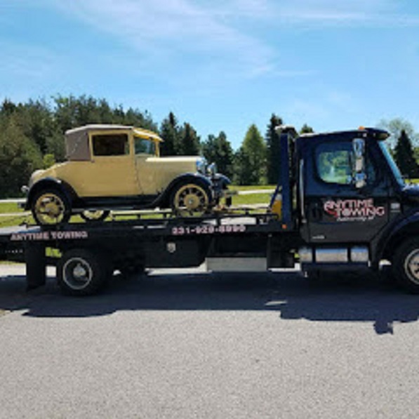 Call now for a reliable towing service anytime!