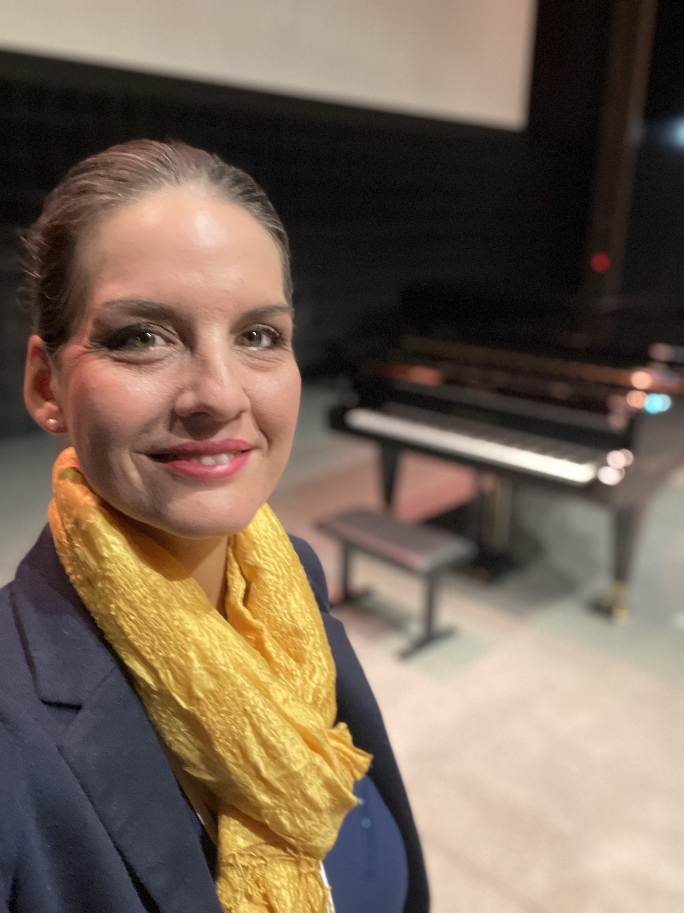 Bilder SCHNEEMANN®-Klavierschule - Mailyn Rebecca Henseler