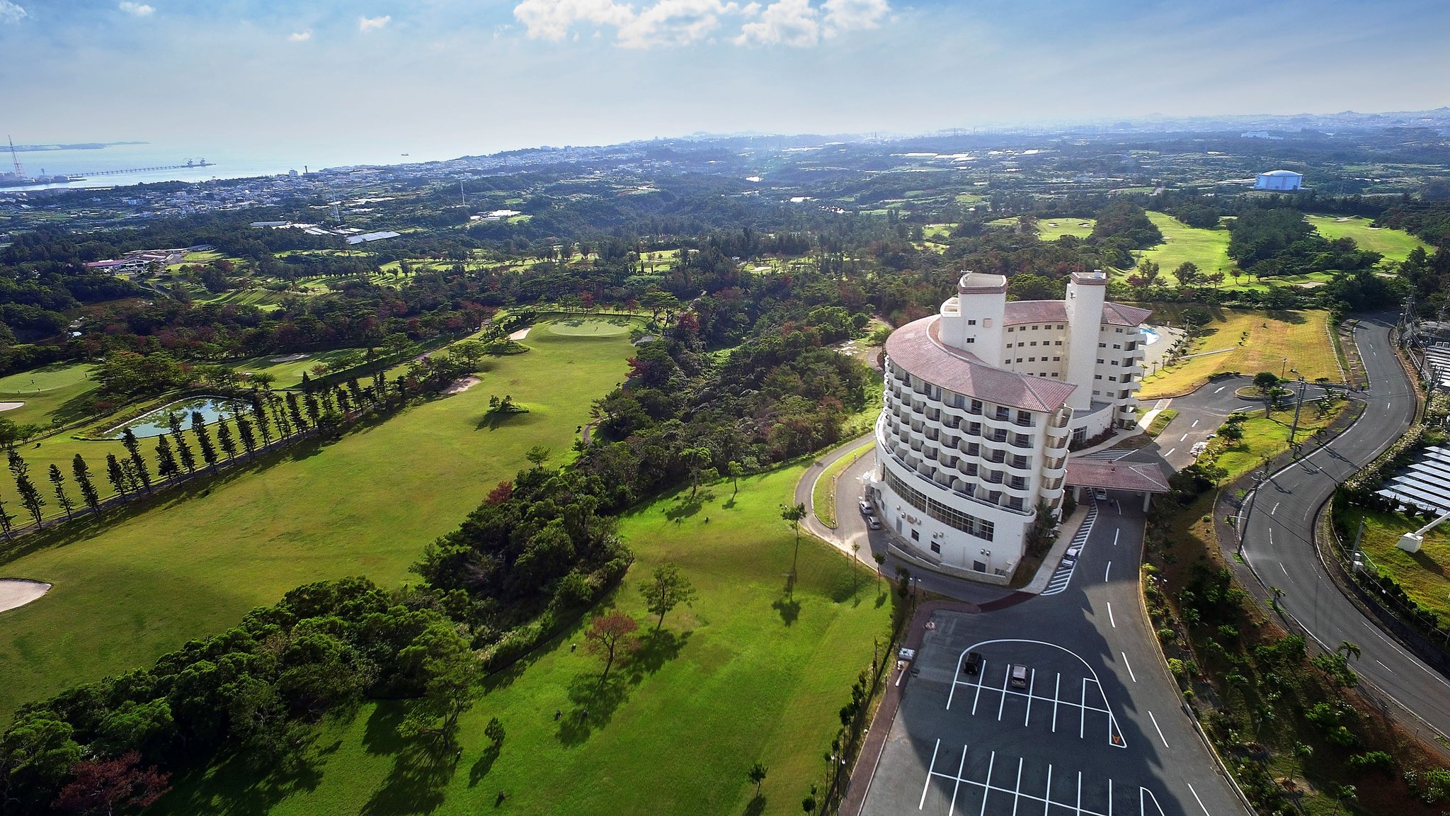 Images ANA Crowne Plaza Resort Okinawa Uruma Hills by IHG