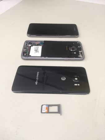 Images uBreakiFix