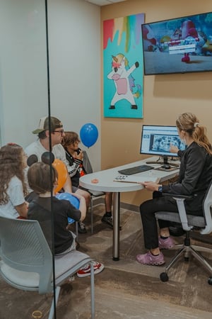 Images Dr. Lesa Allison, DDS