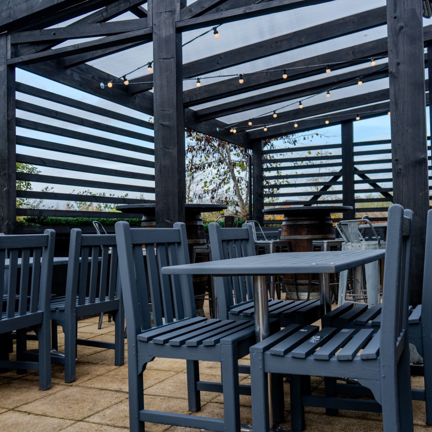 Llanwern Bull Newport, outdoor seating, pub garden