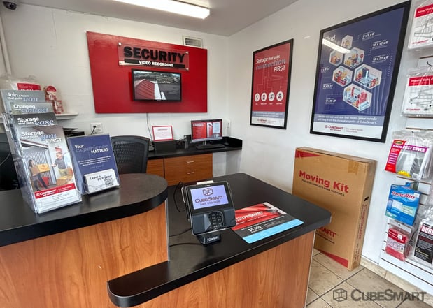 Images CubeSmart Self Storage