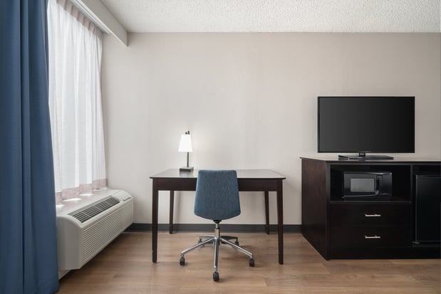 Images Garner Hotel Wytheville East by IHG