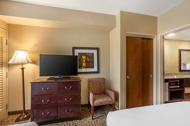 Images Best Western Plus Intercourse Village Inn & Suites