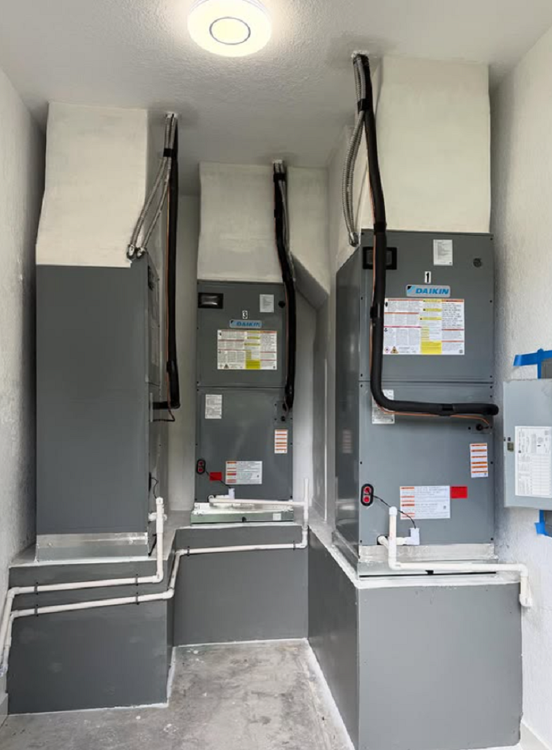 Llarena Service Center LLC Image