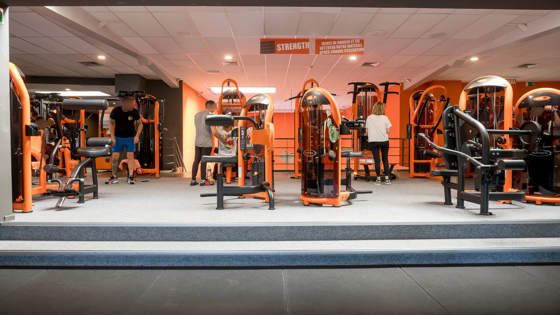 Images Basic-Fit 24/7