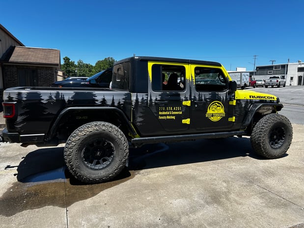 Images PECO Signs and Wraps