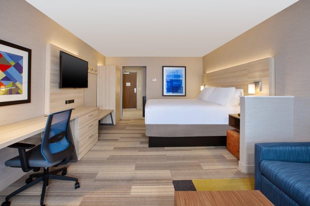 Images Holiday Inn Express & Suites Wooster by IHG