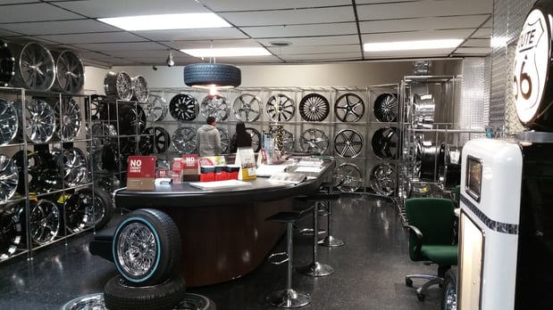 Images King’s Tire (King's Custom Wheels, LLC)