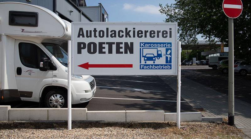Autolackiererei Poeten OHG, Am Alsbach 13 in Mönchengladbach