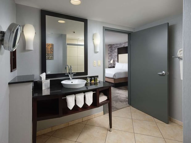 Images DoubleTree by Hilton Hotel Chattanooga Downtown