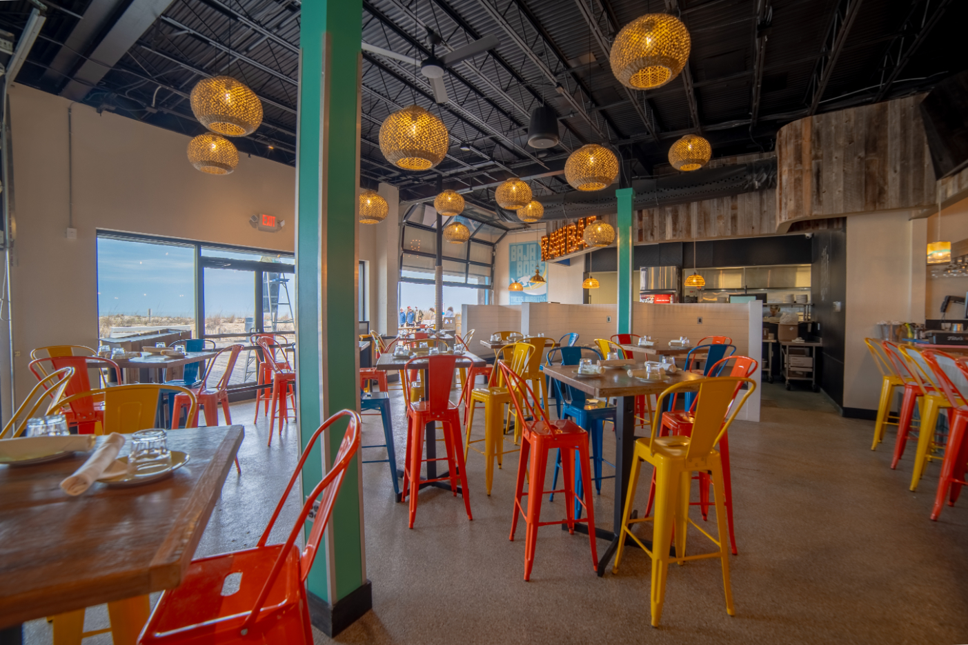 The Dunes Rehoboth Beach offers a relaxed, convenient stay near the Delaware beaches, with easy access to Rehoboth Beach, Dewey Beach, the boardwalk, restaurants, shopping, and coastal attractions.