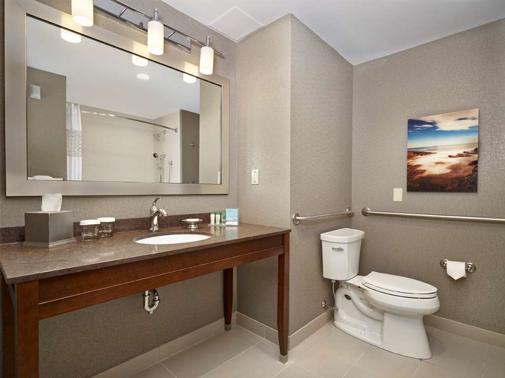 Images Hampton Inn by Hilton Halifax Downtown