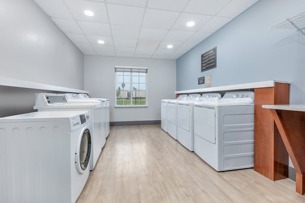 Images Candlewood Suites Houston I-10 East by IHG