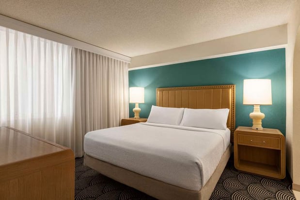 Images Embassy Suites by Hilton Deerfield Beach Resort & Spa