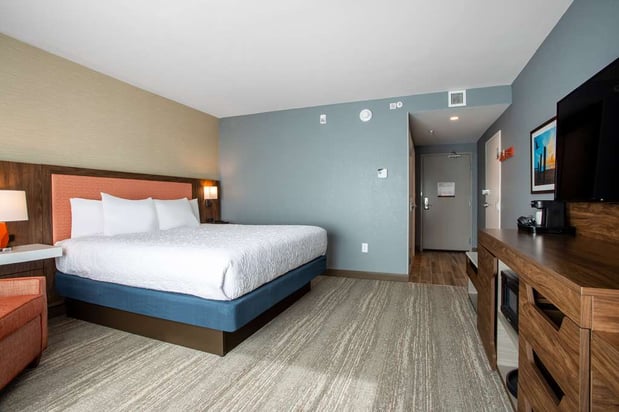 Images Hampton Inn & Suites North Port