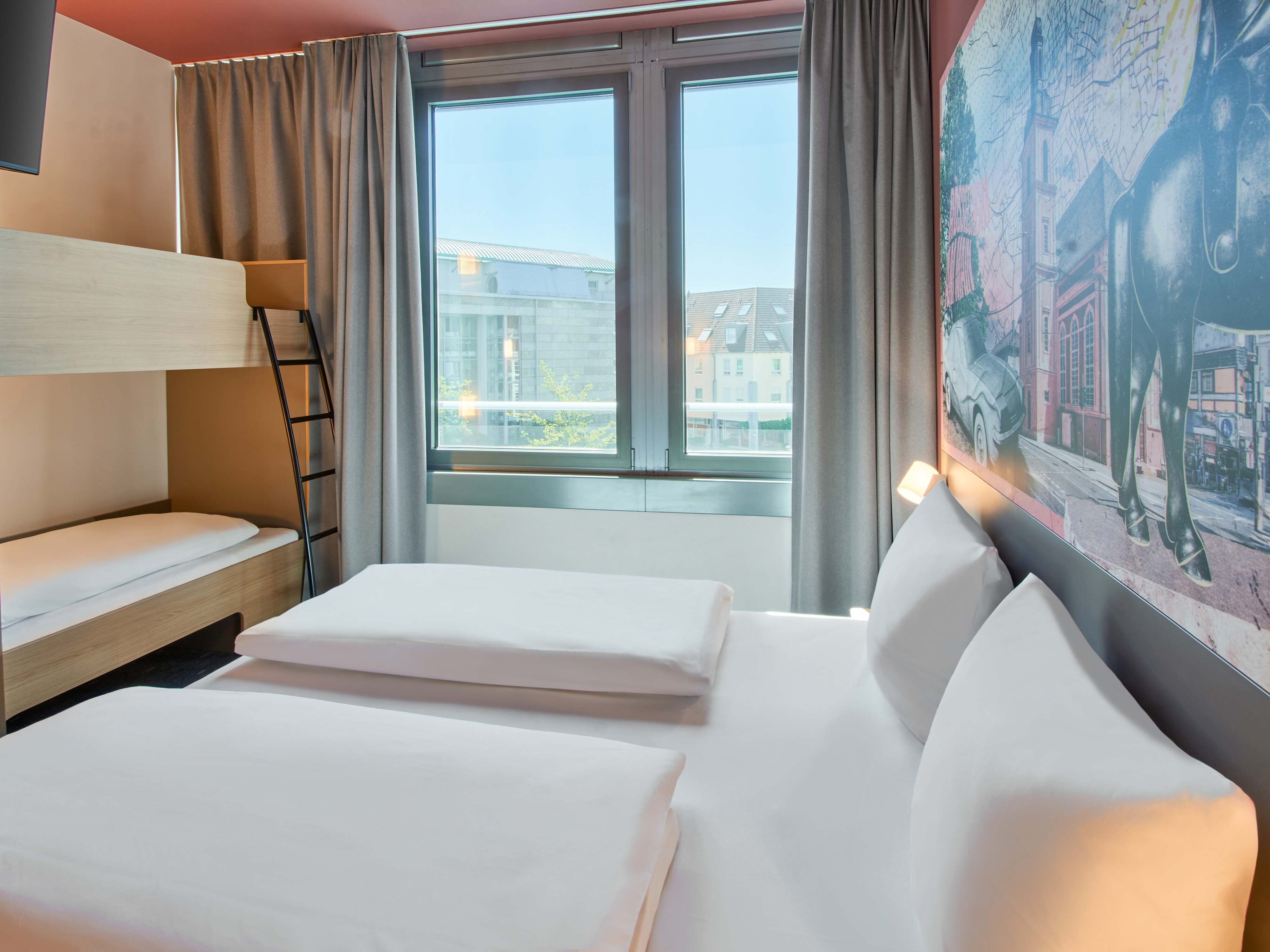 B&B HOTEL Rüsselsheim, Ferdinand Stuttmann Str. 10 in Rüsselsheim am Main