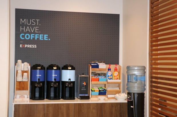 Images Holiday Inn Express & Suites Marquette by IHG