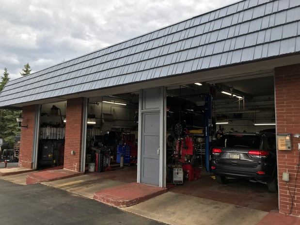 Images Ravenswood Auto Center