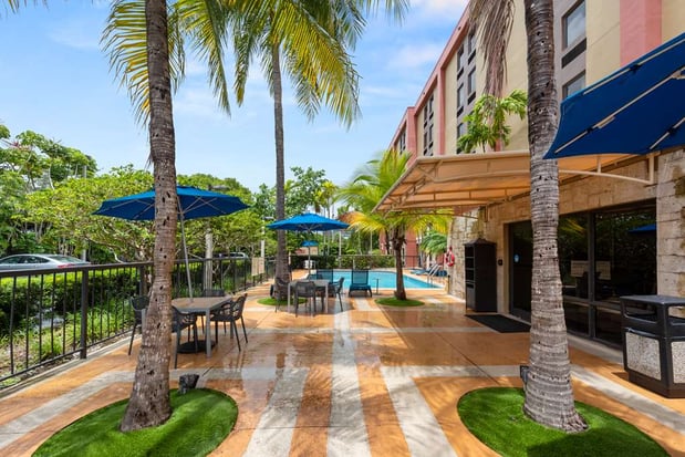 Images Hampton Inn Miami-Airport West