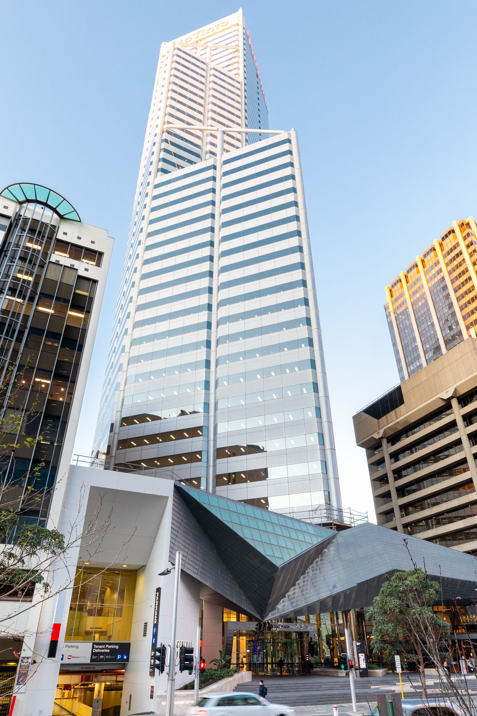 Images WeWork 152 St Georges Terrace